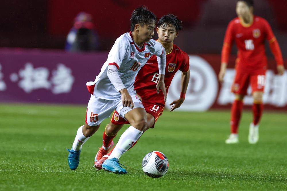 欧冠赛场精彩瞬间：皇马主场2-0取胜,